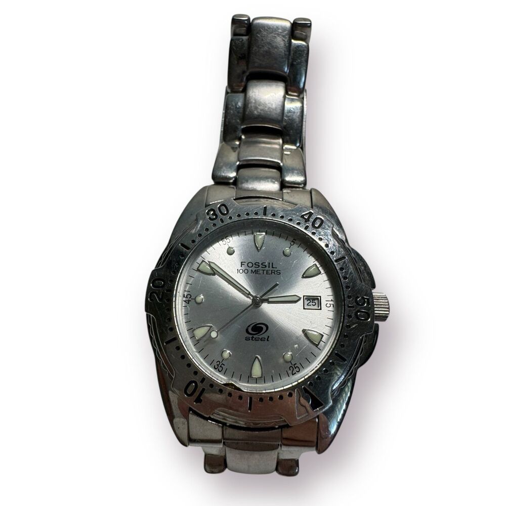 Fossil‎ FS-2557 Men's 38mm Stainless Steel Date Watch Quartz Retro 100 meters
